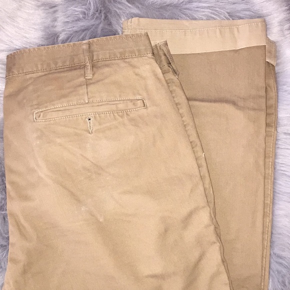 Gap chino pants retail $40 - Picture 2 of 3